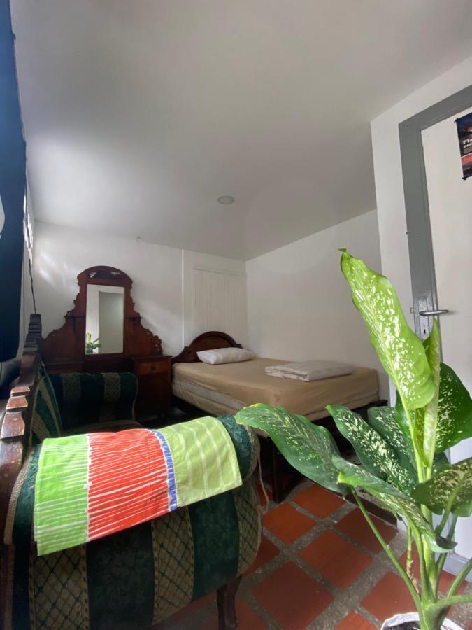 Hostal Casa Las Tias Medellín Buitenkant foto